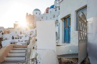 Great cave at Oia, Greece - Oia - 9