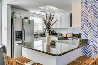 Walk to Ocean Beachwalk Bungalow with Pool Access - Myrtle Beach - 9