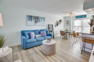 Walk to Ocean Beachwalk Bungalow with Pool Access - Myrtle Beach - 7