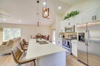 Sunny Palm Bay Home w/ Screened Porch Near Beaches - 1