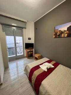 Hotel Mirò Rimini - Rimini - 1