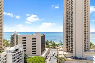 Stylish 1-BR Condo with Breathtaking Ocean Views - Honolulu - 6