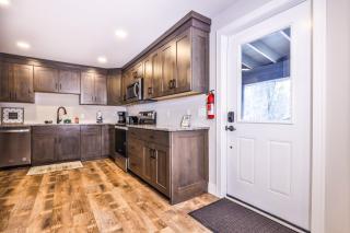 The Dog & Pup House - Manitowish Waters - 2