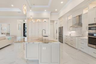Luxury and Opulence - Gulf Access, Heated Pool & Spa, Custom Outdoor Kitchen - Villa Sunseeker - Cape Coral - 1