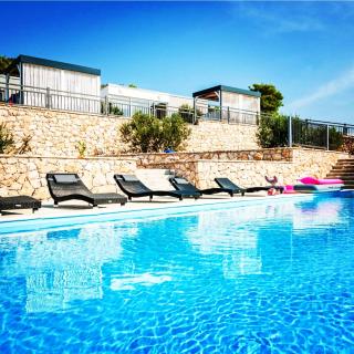 Camp Panorama Plus with Pool - Drage - 5