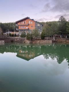 Hotel La Montagna - Korçë - 4