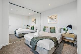 Southbank Convenience Rooftop Pool Gym - 1