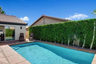 Summer Pool House in the Heart of Old La Quinta - La Quinta - 9