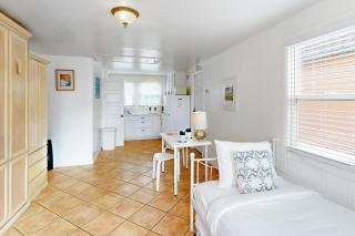 Sandcastle Cottage 22 - 1
