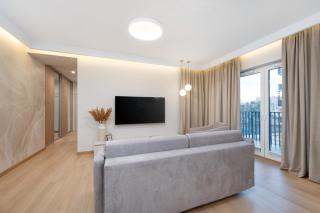 Łódź Prestige Suites - 64m2, Parking, Office Room - by Rentujemy - 3