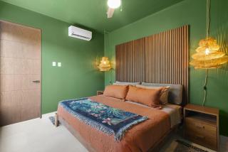Shes moody TULUM 3 bed penthouse with yard pools rooftop aircon 15 minute drive to the beach - Tulum - 7