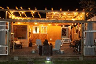 Meadow View Romantic Nature Stay w Barn, Outdoor Tub and Sauna - 5