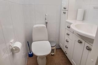 KARHUNVARTIJAN LINNA B14 - 6