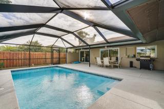 2 Mi to Downtown Cape Coral Escape with Pool Table! - Cape Coral - 0