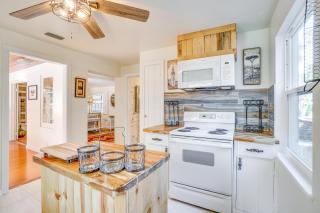 Vintage Mount Dora Cottage with Screened Porch! - Mount Dora - 1