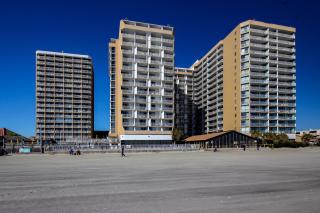 Sands Ocean Club 833 - 8