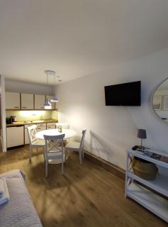 Sauna, Pool und Gartenzugang - 2