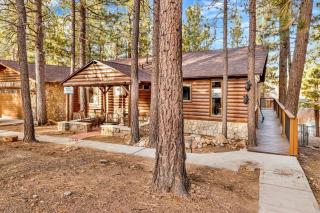 Mockingbird Mountain Getaway~ Walk to Activities~ - 7