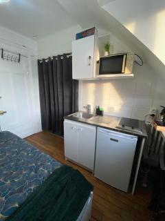 4-le Cosy ,au centre proche RER - 8