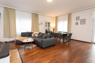 Stadthaus mit 2 Schlafzimmern & Wohnzimmer mit Kamin - Kostenloser Privat-Parkplatz auf dem Grundstück - Leipzig - 9