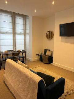 Tranquil Relaxing 2 Bed Apartment In Peterborough - Peterborough - 8
