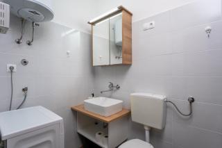 Apartments and rooms by the sea Grebastica, Sibenik - 13942 - Grebaštica - 1