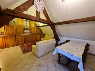Voici une suggestion de titre : Gîte charmant près de Nancy avec climatisation, WiFi, barbecue et parking privé - FR-1-584-100 - - 2