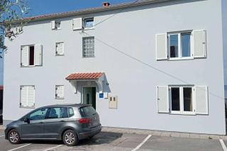 Apartments with parking space Njivice, Krk - 21773 - 0