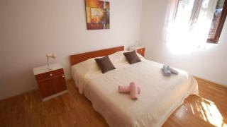 Apartments with a parking space Njivice, Krk - 21856 - Njivice - 3