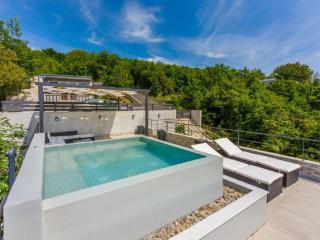 Holiday Home in Crikvenica with Sea View - Crikvenica - 4