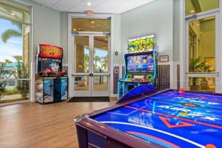 Minutes to Disney Pool Home with Free Resort Amenities in Famous Windsor Island Resort - Davenport - 2