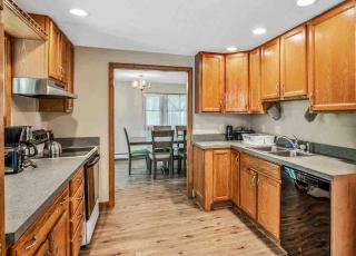 Spacious, private, centrally located home w/ beach - Meredith - 7