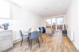 City Escape - Unwind in Style - Barking - 9