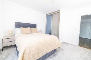 City Escape - Unwind in Style - Barking - 5