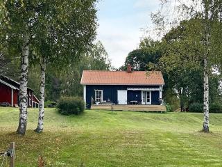 4 star holiday home in TRÖNÖDAL-By Traum - 1