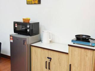 S4 Modern Sunway Geo 1-7pax Sunway Medical Centre - 1