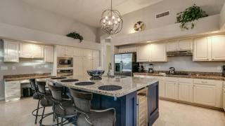 North Scottsdale Sanctuary w Htd Pool and Views - Scottsdale - 7