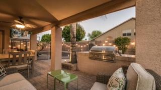 Massive 5 bdrm Getaway wPool, Hot Tub, Game Room - Gilbert - 6