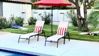 Beautiful 5-Bdrm Vacation Home WHeated Pool - Scottsdale - 1