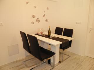 Apartment Leptir - Podstrana - 9