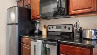 Beautiful 3 Bdrm Scottsdale Condo wGarage - Scottsdale - 1