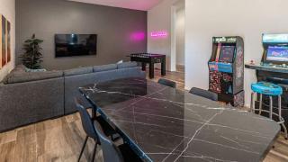Stylish N Scottdsdale 4 bdrm With Sparkling Pool and Games Galore - Phoenix - 5