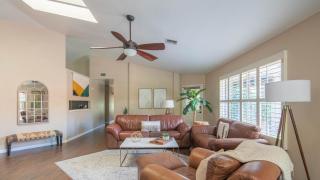 Scottsdale Gem wPool in Private and Serene Yard - Scottsdale - 1