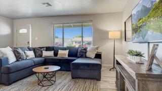 Amazing 4-Bdrm WBackyard Paradise in Scottsdale - Scottsdale - 8