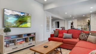 Amazing 4-Bdrm WBackyard Paradise in Scottsdale - Scottsdale - 6