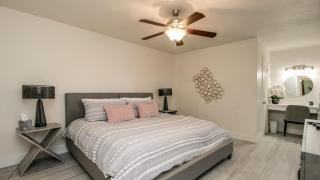 Hip and Comfy Condo in Hub of Old Town Scottsdale - Scottsdale - 6