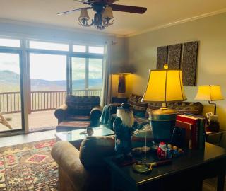 Bucket List Views Sugar Mountain Private Condo - 2bed, 2bath, Sleeps 6, Panoramic Views of Mountains from Large Deck, Short Drive to Shopping, Restaurants, Cafes & Banner Elk Town - Sugar Mountain - 1