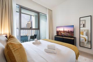 SmartStay at Downtown Views - Best Burj Khalifa View - Brand New Luxury Apartments - 5