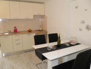 Apartment Leptir - Podstrana - 0