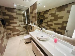 Modern Fully-Equipped Apartment in Seven Palm, Beach and Pool Access - Dubai - 7